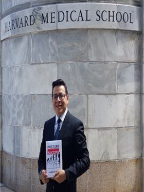 Libro "La Postura del éxito" presentado en la Universidad de Harvard